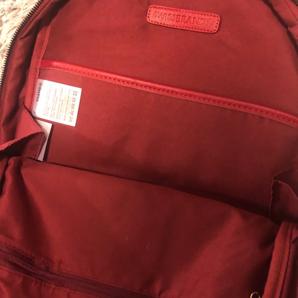 Swiss Backpack 🎒❤️ - Picture 5 of 8